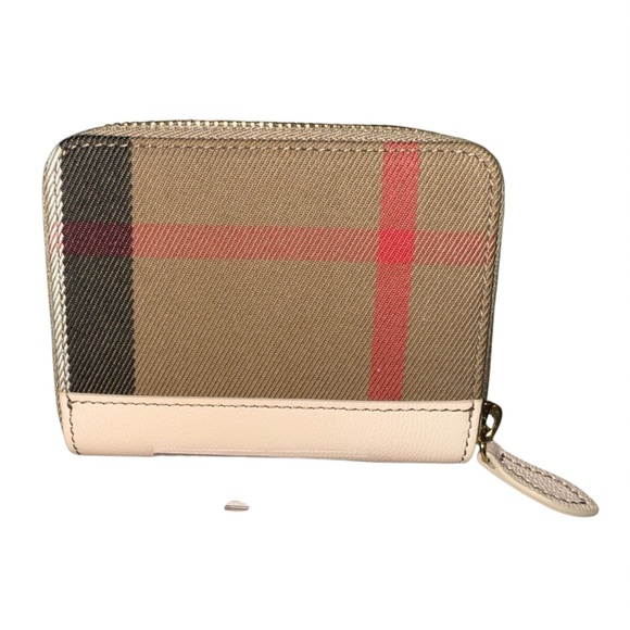 Burberry Haymarket Check Pink Zip-Around Wallet - Picture 4 of 4